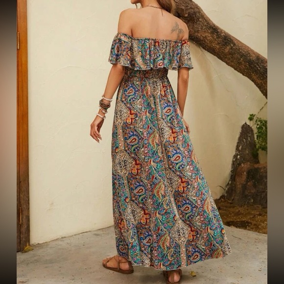Boho Paisley Print Off Shoulder Maxi Dress